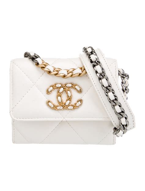 chanel white 2021 19 flap coin purse w/ chain